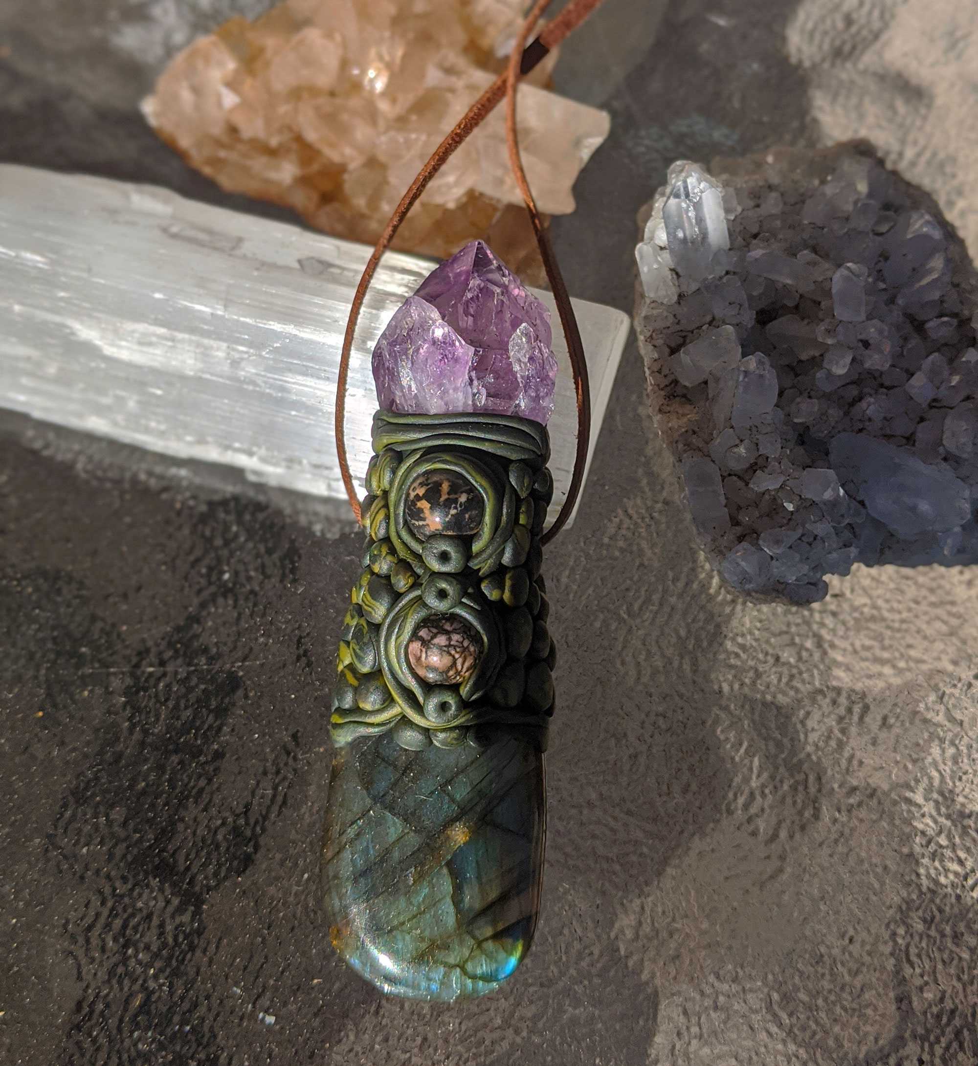Labradorite, Amethyst and Rhodonite - Image 3